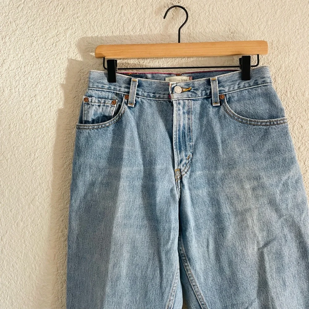 Levi’s Vintage 550s Relaxed Tapered Jeans - Picture 13 of 13